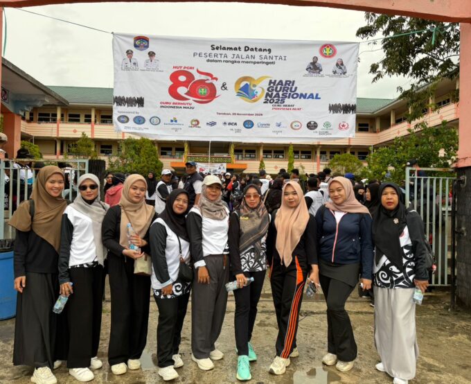 Senam Sehat dan Jalan Santai HUT PGRI ke 80