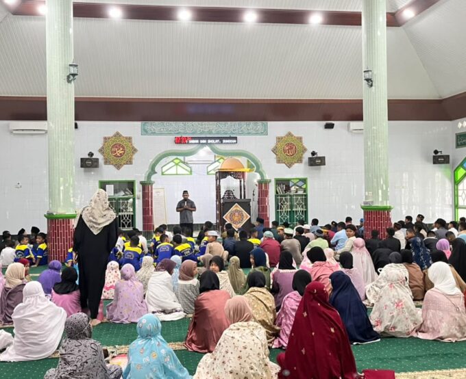 Tingkatkan Karakter Religius Siswa, SDN 006 Tarakan Gelar Kegiatan IMTAQ dan Sholat Dhuha Berjamaah