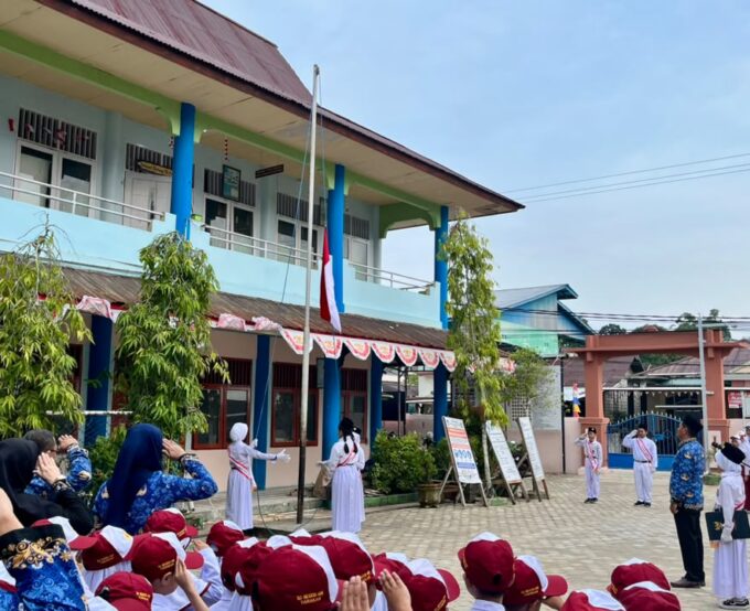 Upacara HUT RI ke 81 SDN 006 Tarakan